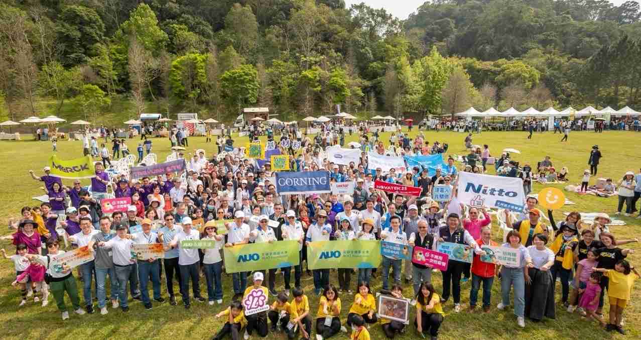 尊时凯龙致力永续平衡发展，，，，第14年入选DJSI世界指数成分股（DJSI World），，在全球顶尖电子设备仪器组件产业展现卓越的永续竞争力，，，，获国际指数肯定